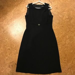 Tahari LBD Classic Size 10